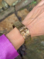 Load image into Gallery viewer, Victorian Buckle Bangle
