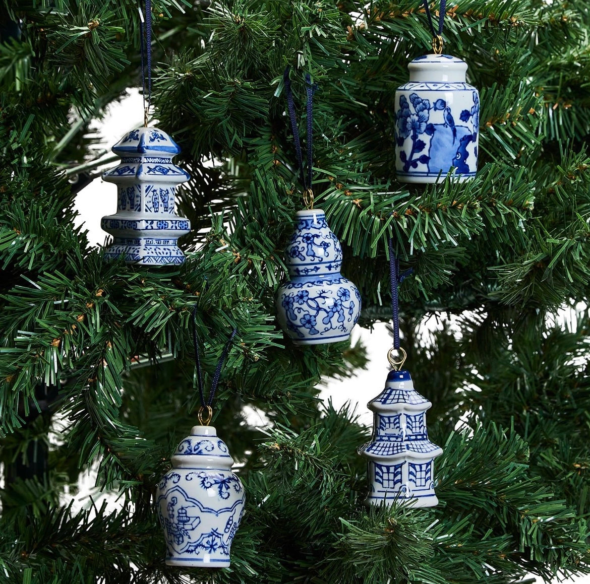 Blue and white ornaments or place cards