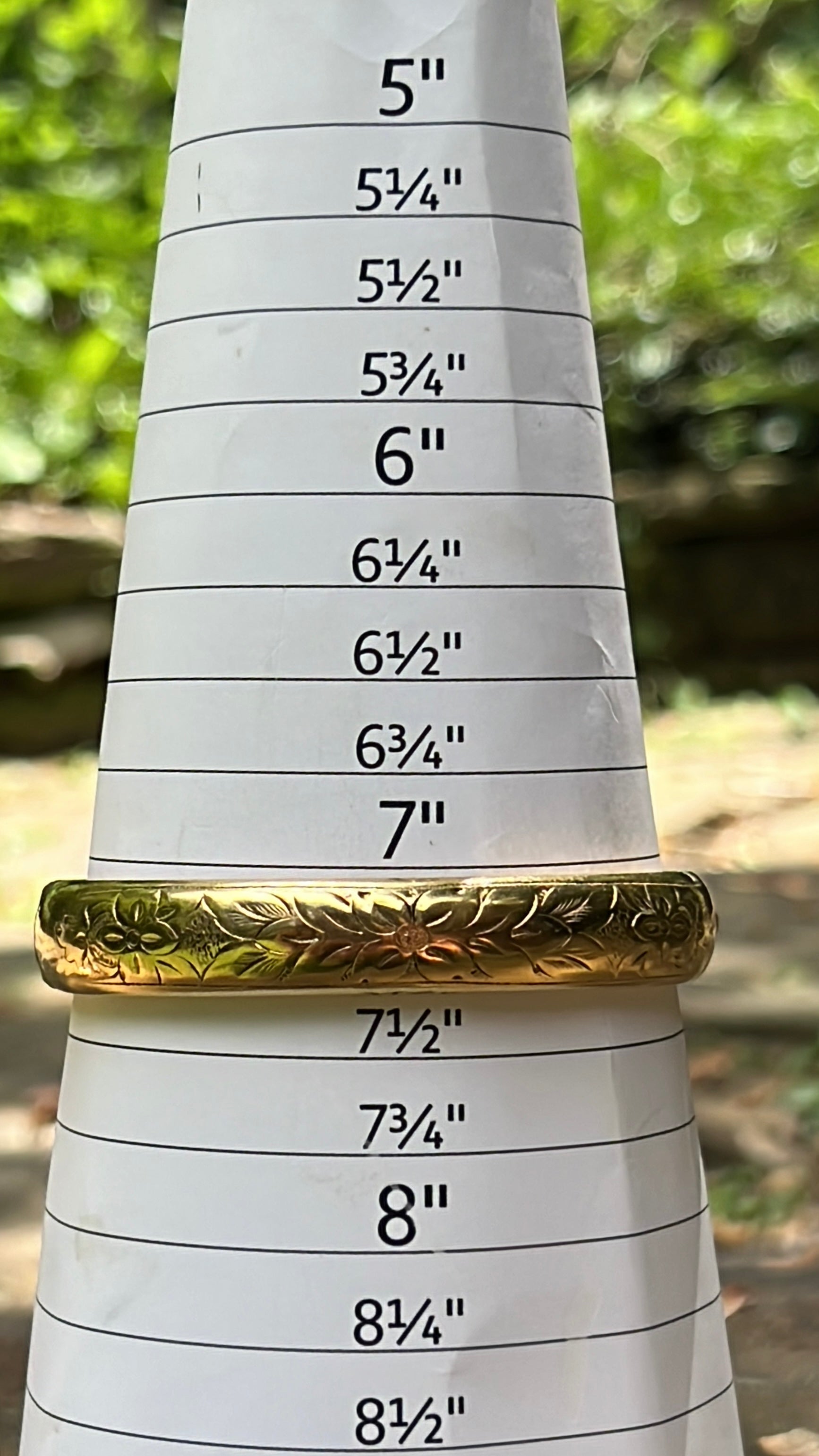 Floral bangle
